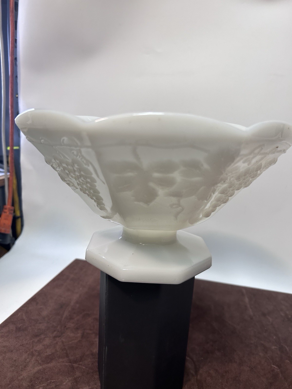 Vintage Anchor Hocking Harvest Grape Milk Glass Pedestal Fruit Bowl 9 Inch