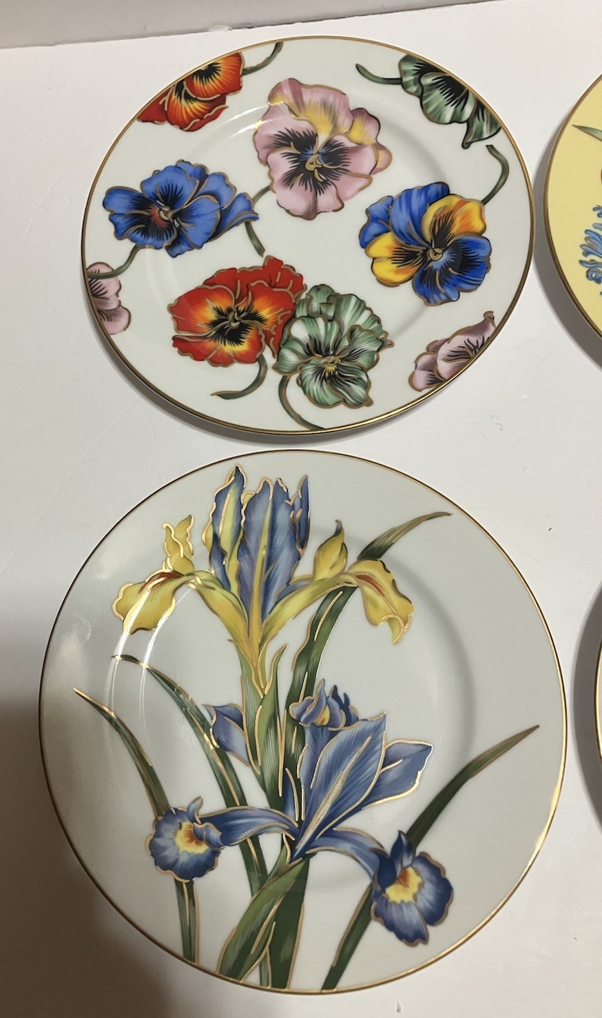 Fitz And Floyd Salad/ Bread Plates (4) Floral Porcelain Gold Trim 7.5 Inches