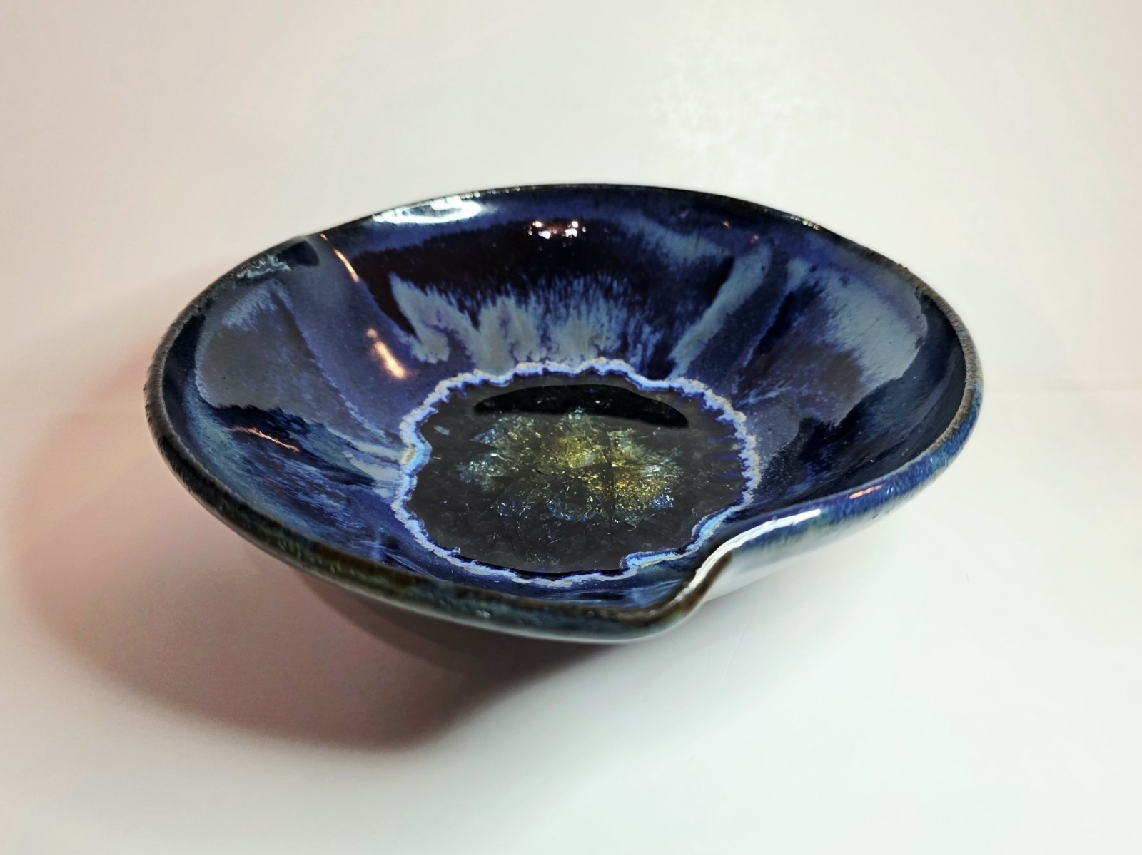Dock 6 Pottery Blue 7.6″ Pinched Rim Stoneware Bowl w/Fused Crackle Glass Bottom