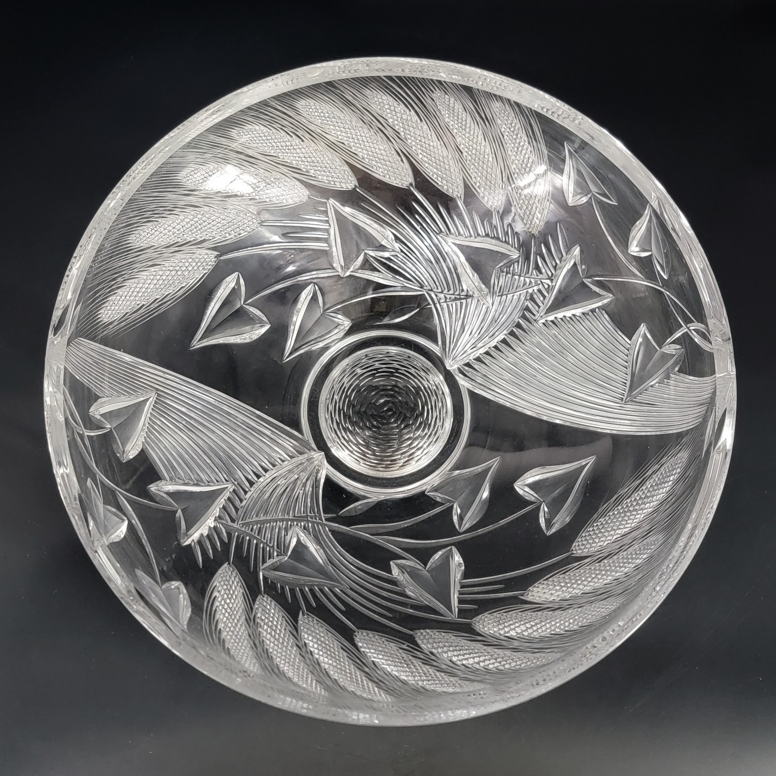 HTF Signed Josef Svarc 13.25″W Intaglio Cut Crystal Console Bowl Wheat Czech