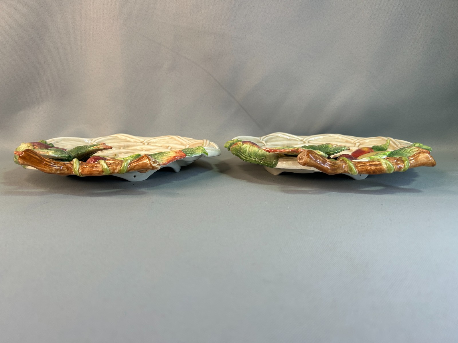 Pair Fitz & Floyd Classics Country Gourmet Round Plates 3D Leaf Fruit Design