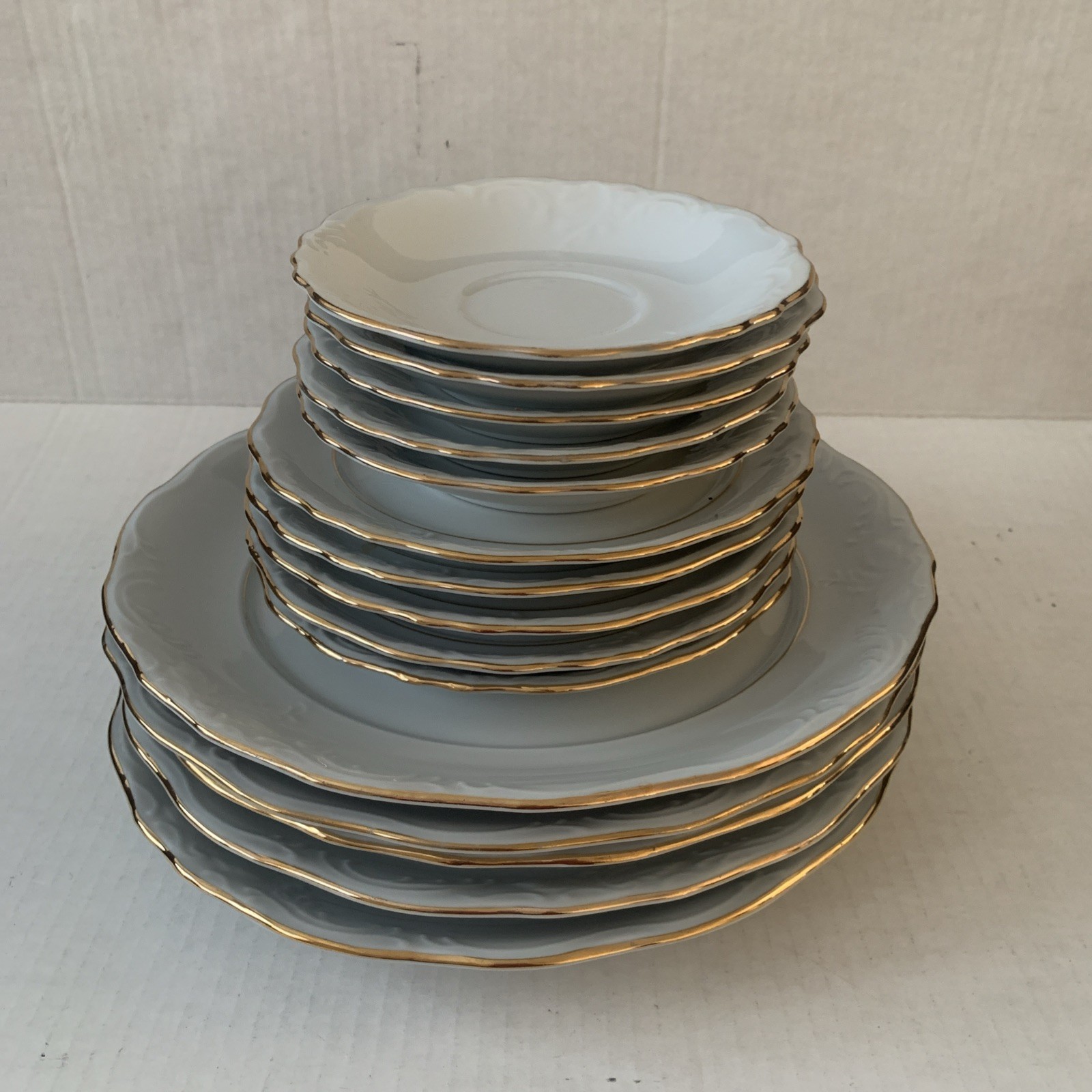 Set of 15 white Tienshan Fine China Elegance Gold Trimmed Embossed Plates EUC