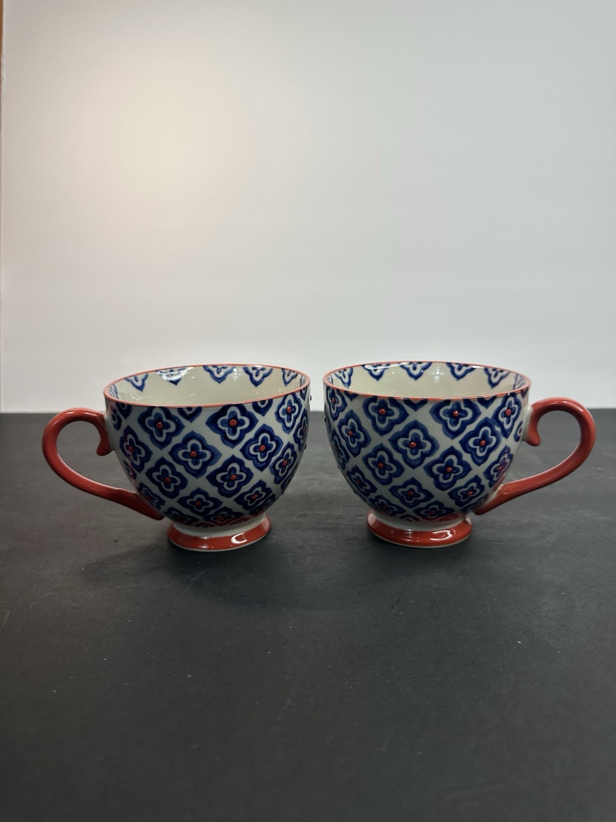 Yokohama Studio Hand Painted Raised Dot Floral Ceramic Mug Set 2 Japan Beautiful