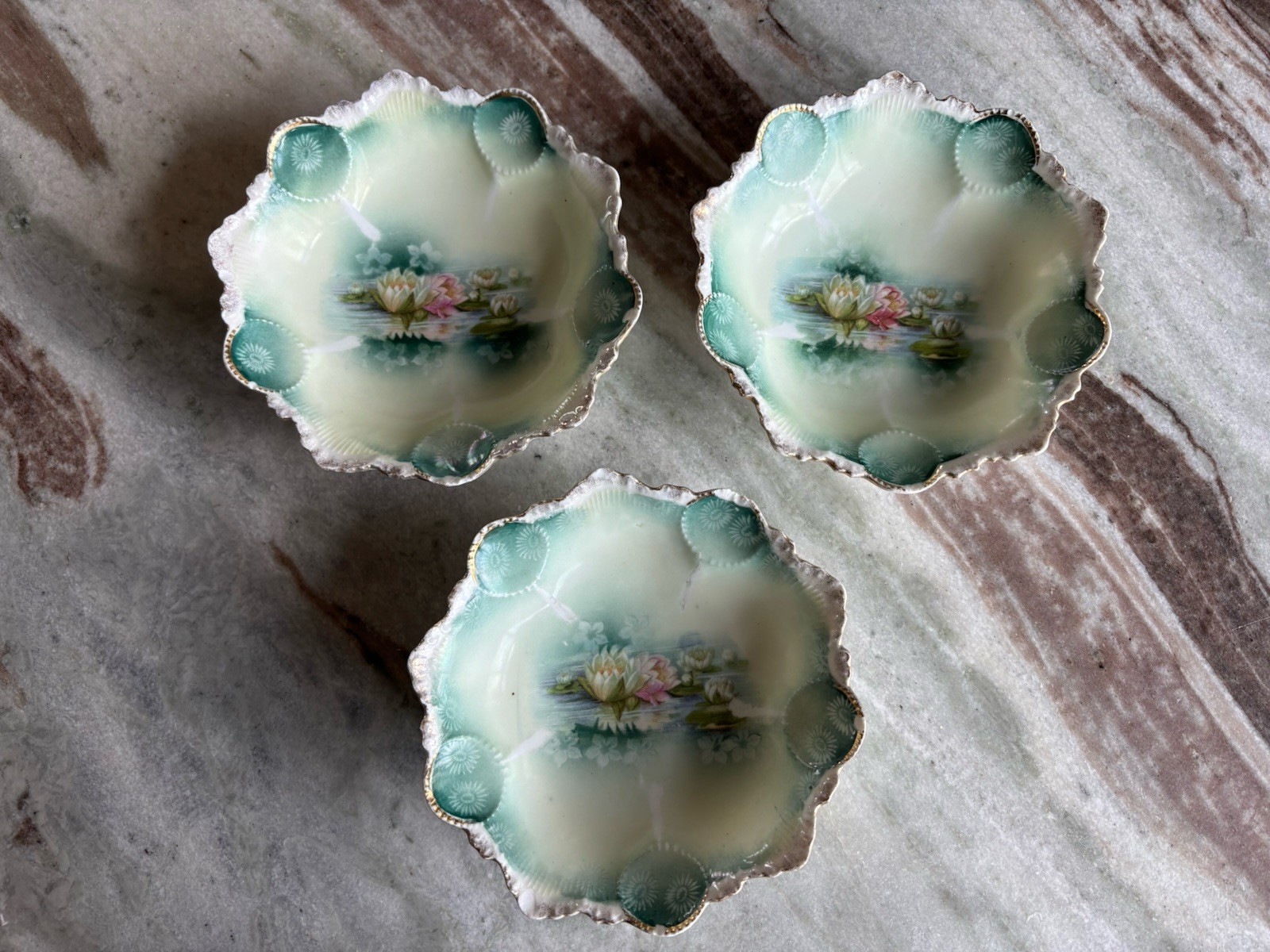 🪷RS Prussia Reflecting Water Lillies Berry Bowls- 5 Inch-Set Of 3🪷