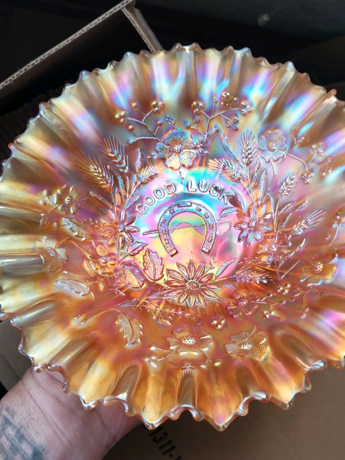 Nice Marigold Northwood Carnival Glass Good Luck Pie Crust Edge Bowl