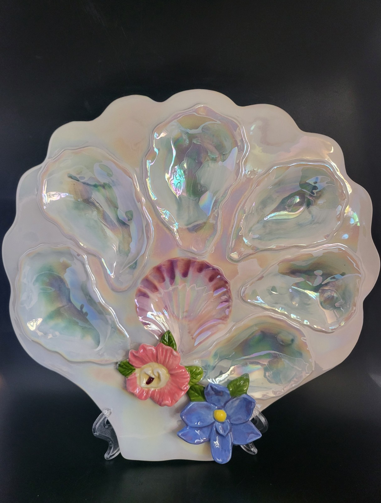 Iridescent Ceramic Oyster Plate with 3D Dimensional Flowers One Plate