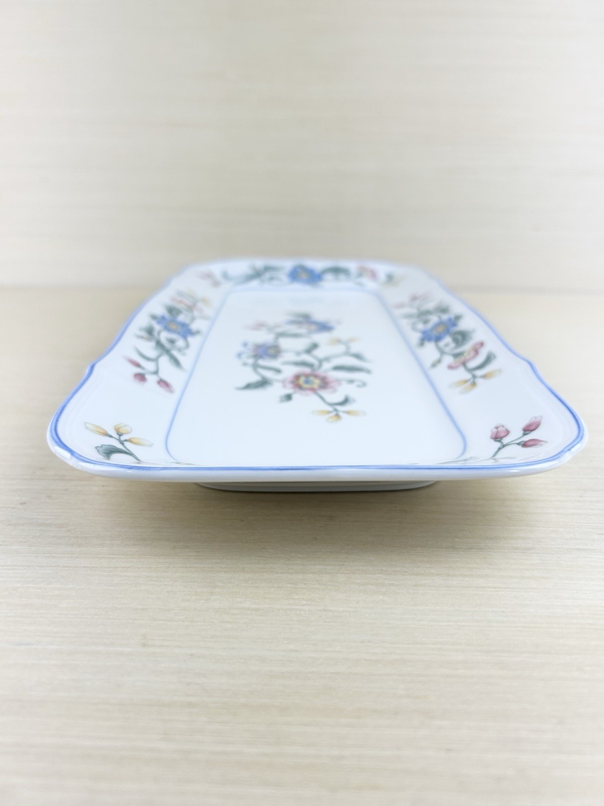 Villeroy & Boch Delia Sandwich Tray Vitro Porcelain 12 3/8 in X 6 3/8