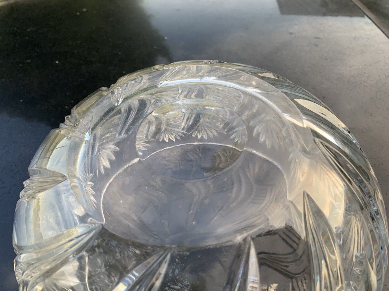 Stunning Crystal Glass Bowl 9″ wide Very Heavy, Pineapple Top-Rib, Unmarked