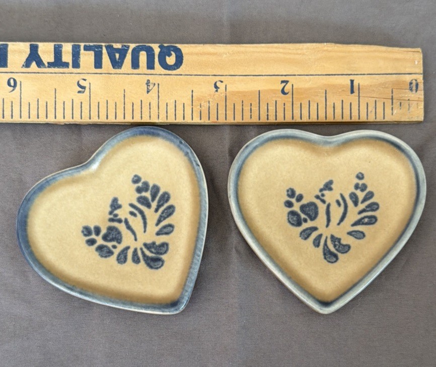 2- Vintage Pfaltzgraff Folk Art 3” Butter Pat Dishes Heart Shaped Blue.