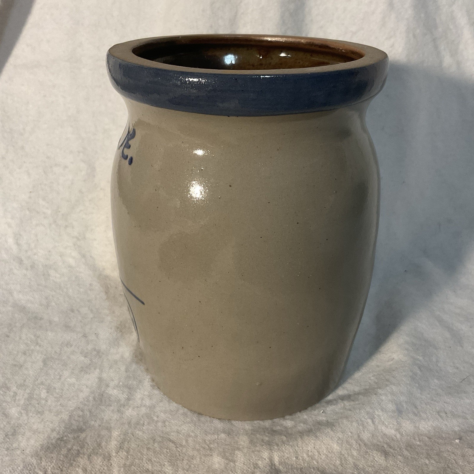 BBP Beaumont Brothers- 5-1/2″ Salt Glazed Stoneware Bear Crock / Vase- 1996