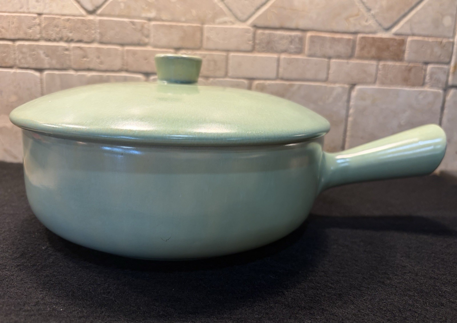 VTG La Solana Pottery Covered Casserole Dish Lid Sage Green 7” Solana Ware