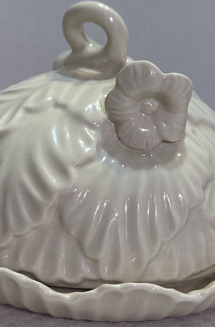 Silvestri Ceramic Butter / Cheese Dish With Cabbage Leaf Domed Lid 7”X 4.25”
