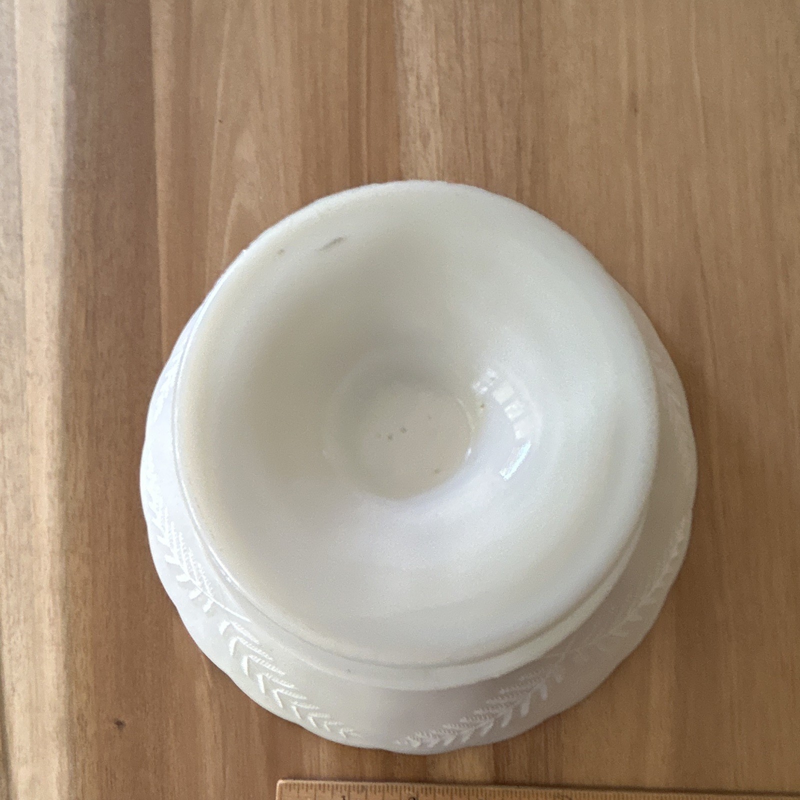 White Milk Glass Fern Scalloped Pedestal Compote Bowl Glossy Decorative