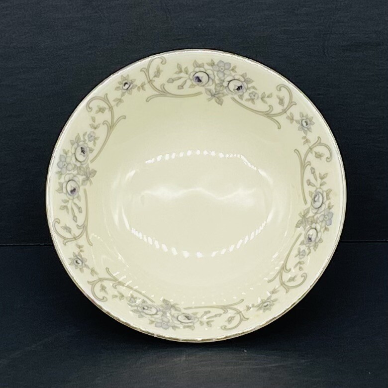 VTG Johann Haviland Bavaria Berry Bowls (2) White Blue Flowers Platinum Trim