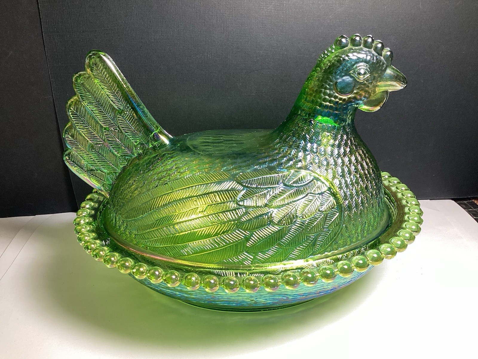 Indiana Glass Vintage Iridescent Lime Green Carnival Glass Hen On Nest A+ Cond.