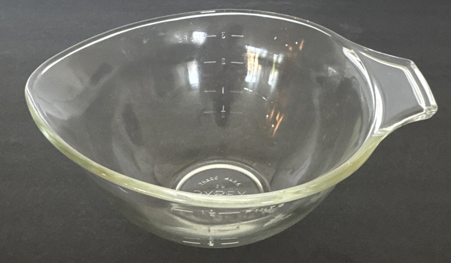 Pyrex Clear Glass Tear Drop 3 Cups Measuring Bowl 1.5 Pints Vintage 1970’s
