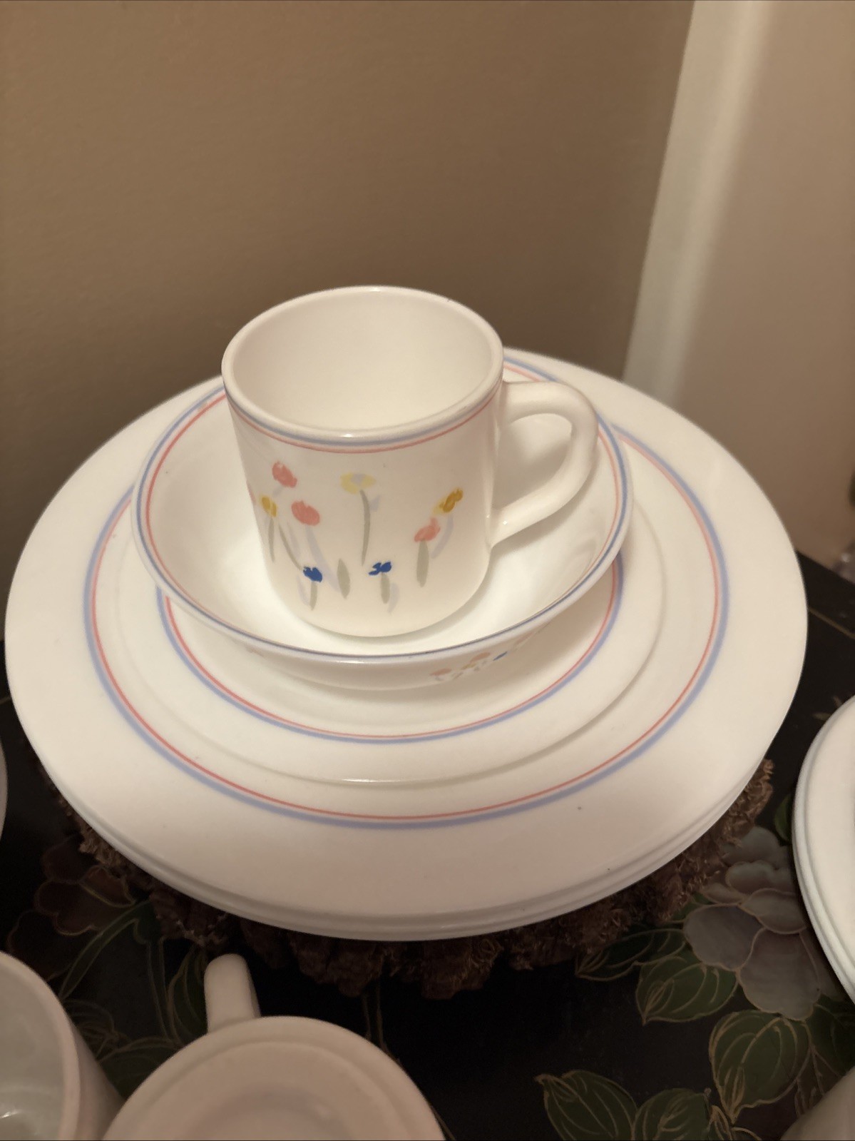 ARCOPAL France PASTORAL Vtg. Milk Glass 4 Salad 4 dinner, 3 soup bowls 4 Mugs