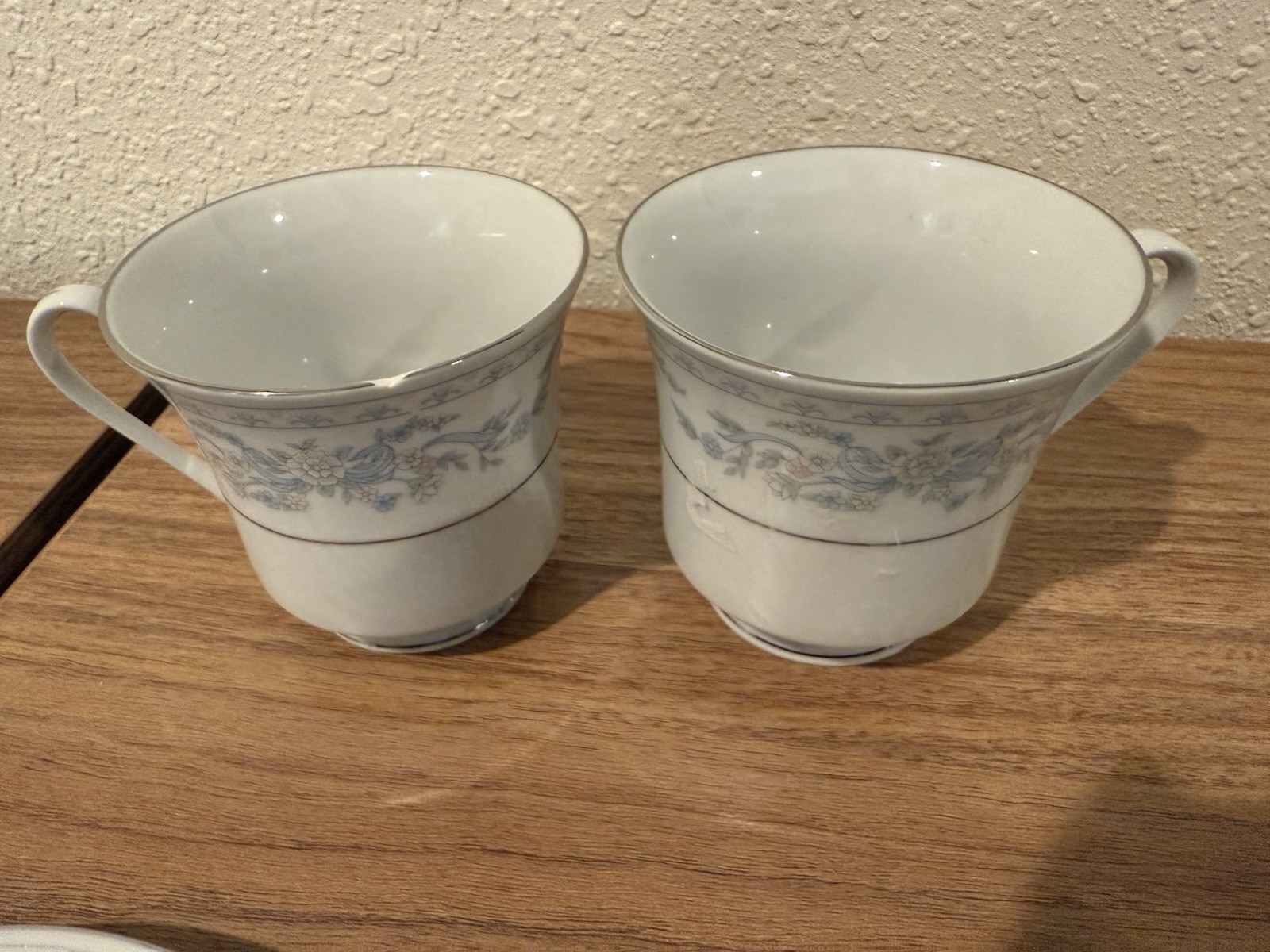 Vintage Somerset by NL Excel 12 Pieces