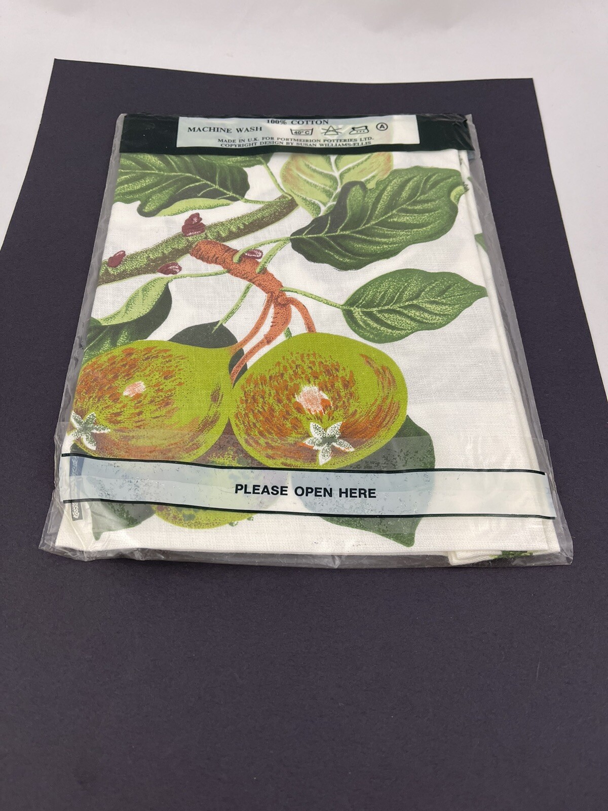 PORTMEIRION POMONA THE TEINTON SQUASH PEAR TEA TOWEL – MINT