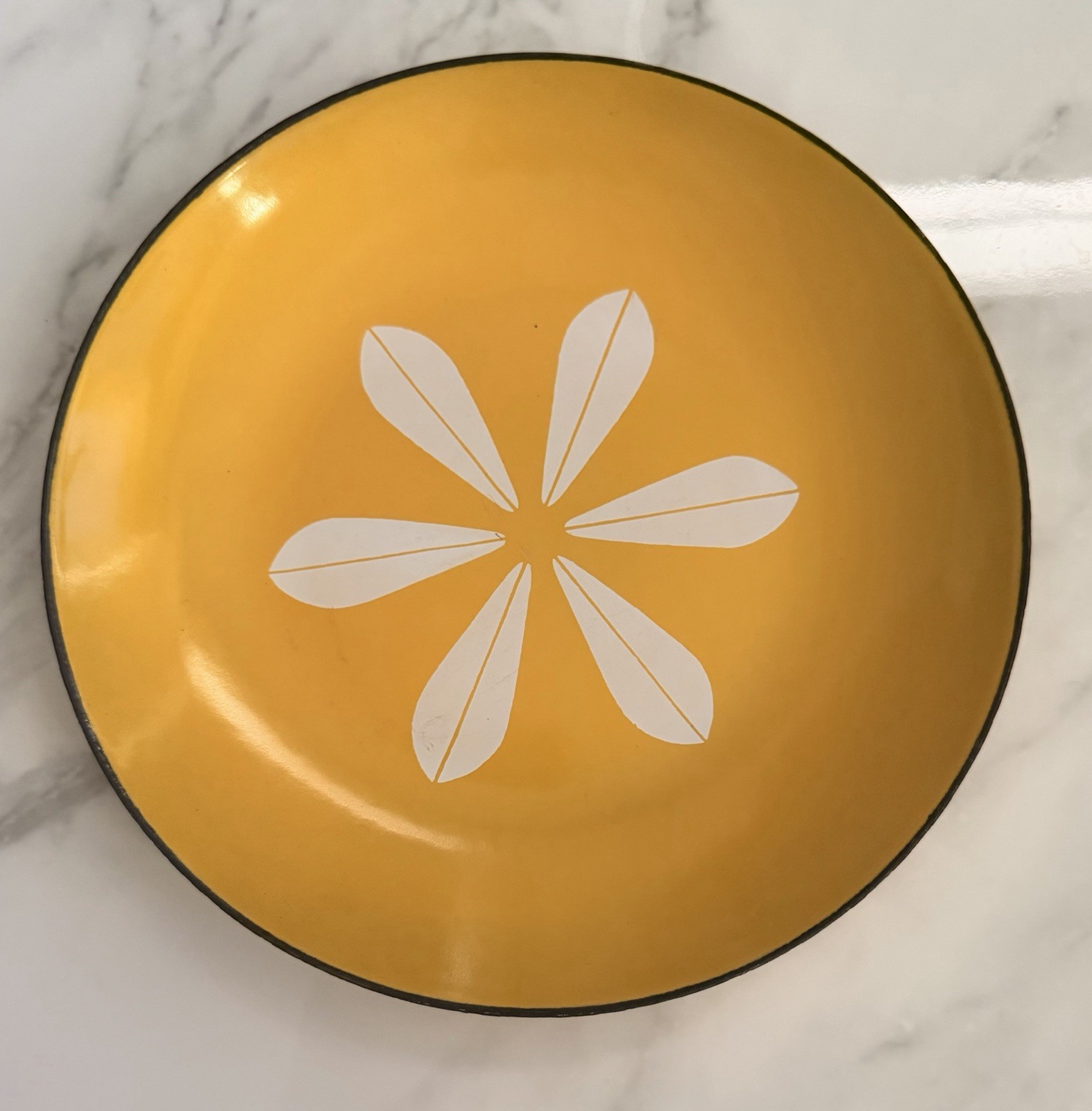 Cathrineholm white lotus salad plate sunshine yellow enamel 7.5 inches 7 1/2