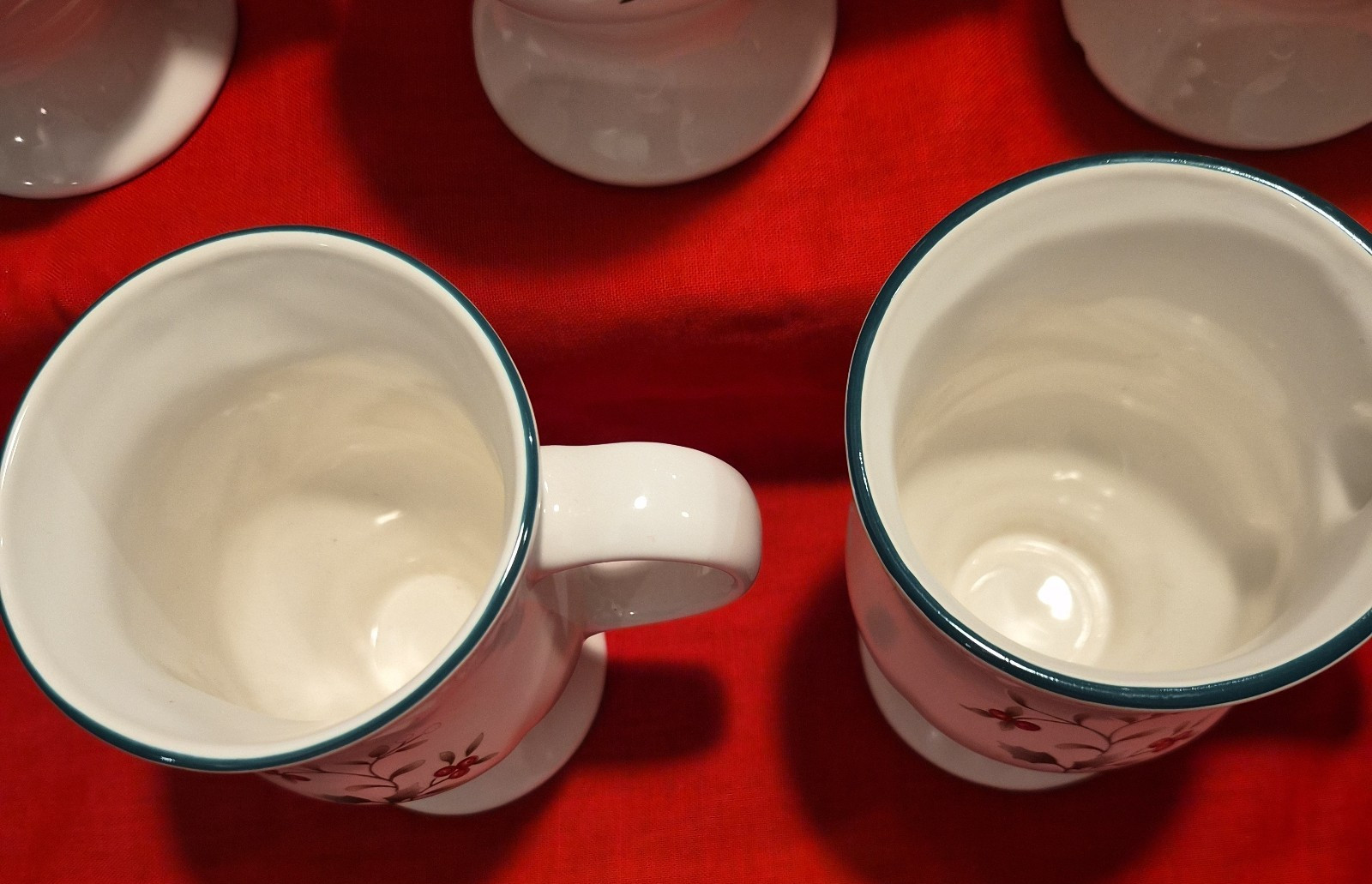 Vintage Pfaltzgraff Winterberry 5 in Pedestal Footed Cups Mugs 10oz – Set of 12