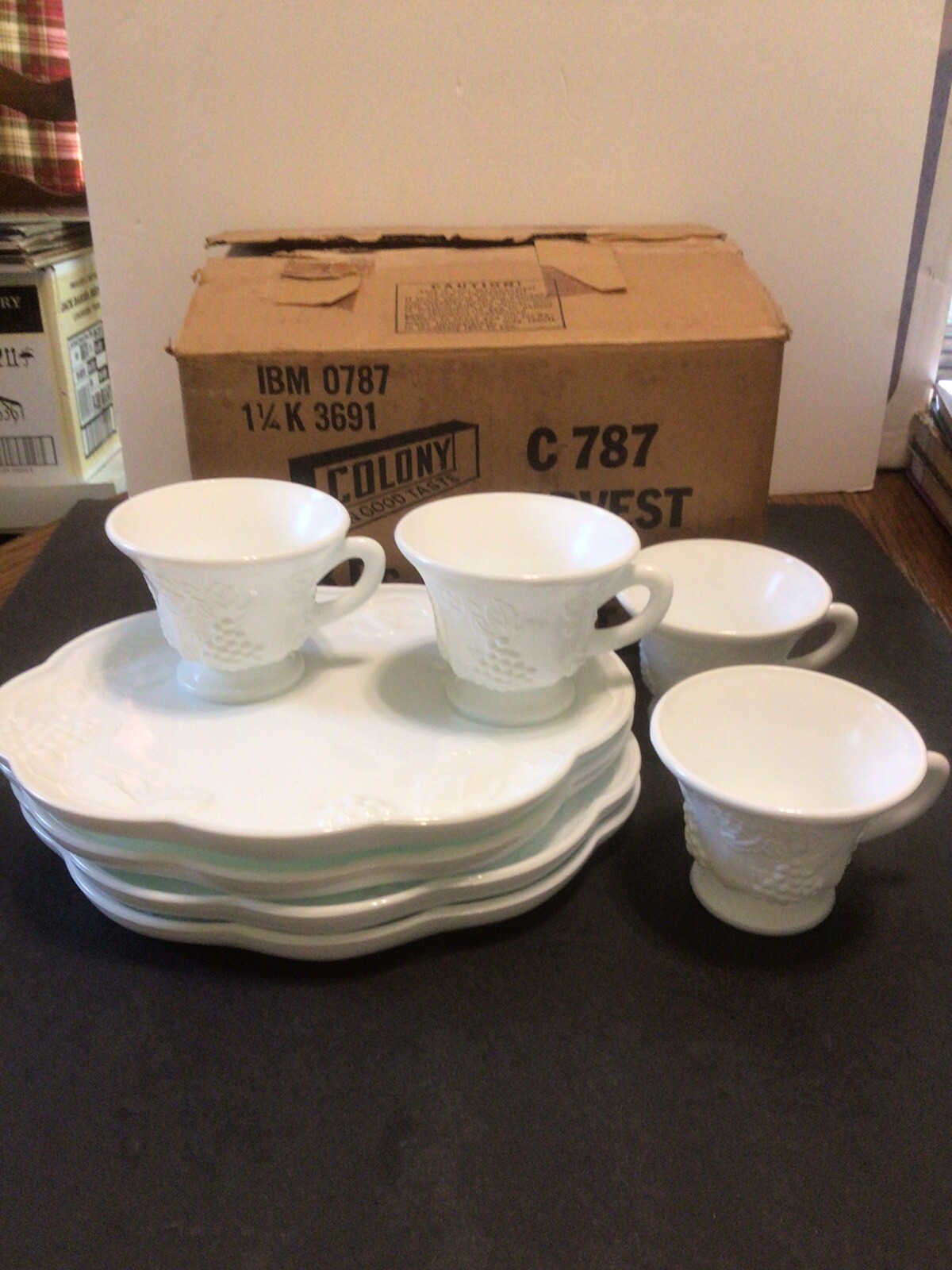 NOS Vintage Indiana Colony 8pc. Harvest Milk Glass set W/original Box *RARE*