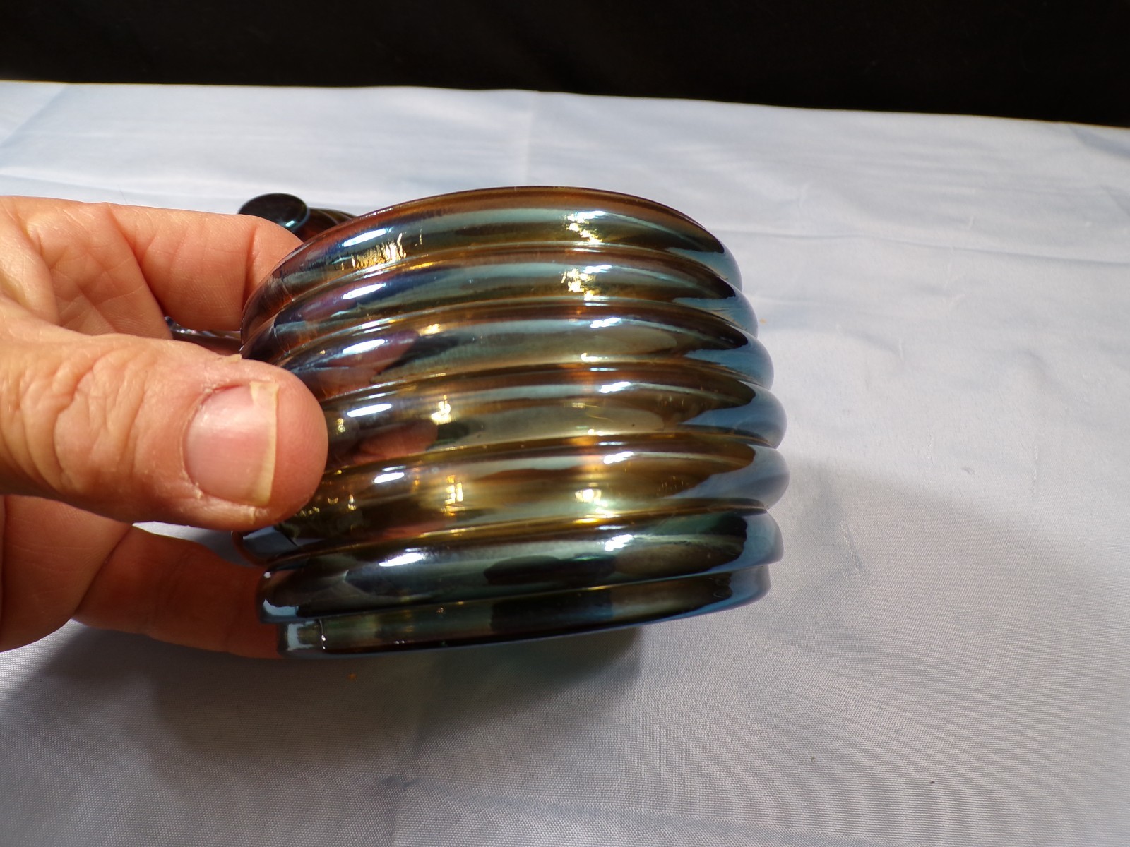 Jeannette Glass Bluish l Iridescent Beehive Covered Honey Pot INV2
