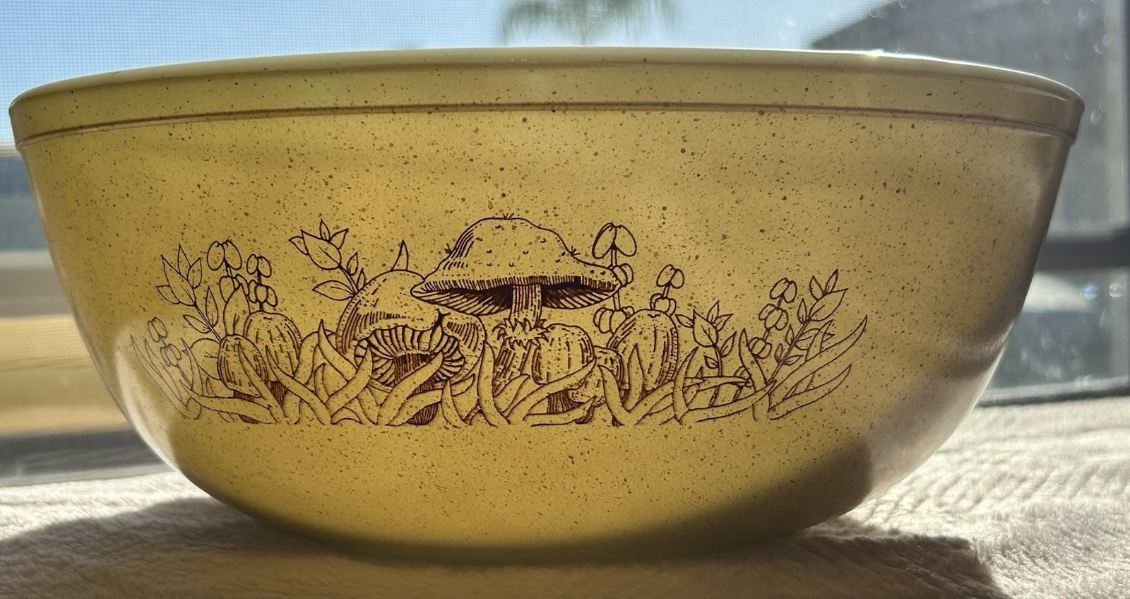 Pyrex Forrest Fancies Mixing Bowl Set Of 4 In Orig Box 401 402 403 404 Rare EUC