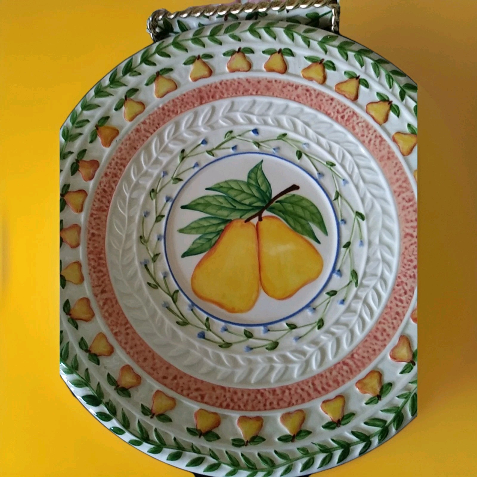 Strata Group Fresh N Fruity Hand Painted 3D Design 8.75″ Plates, Set of 6
