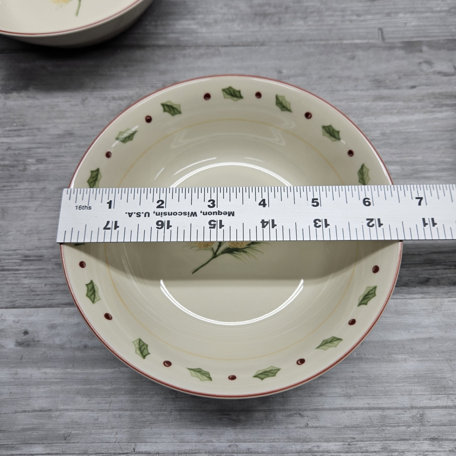 Merry Brite Holiday Home Collection Christmas Bowls Lot (4)