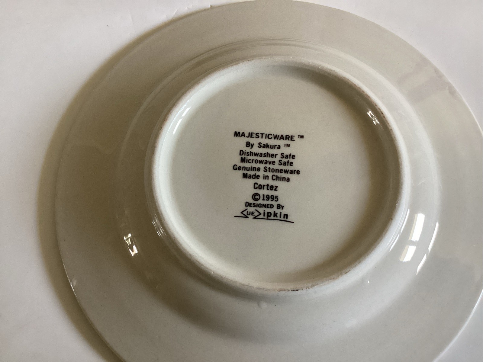 Set Of 8 Majesticware By Sakura Stoneware 6 1/2” Plates 1995