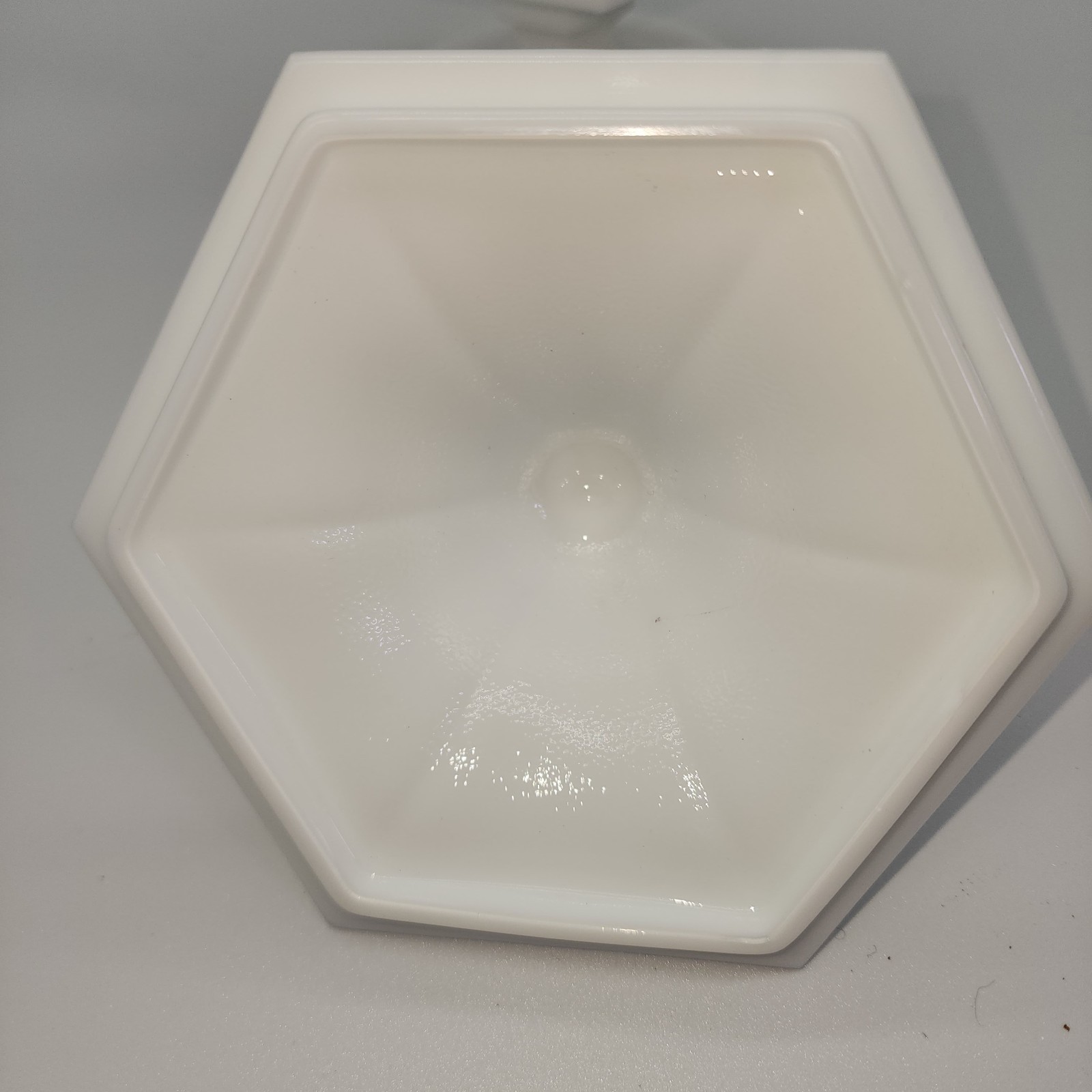 Vtg Indiana Glass Milk Glass Covered Candy Dish Octagon Pedestal Harvest Grape