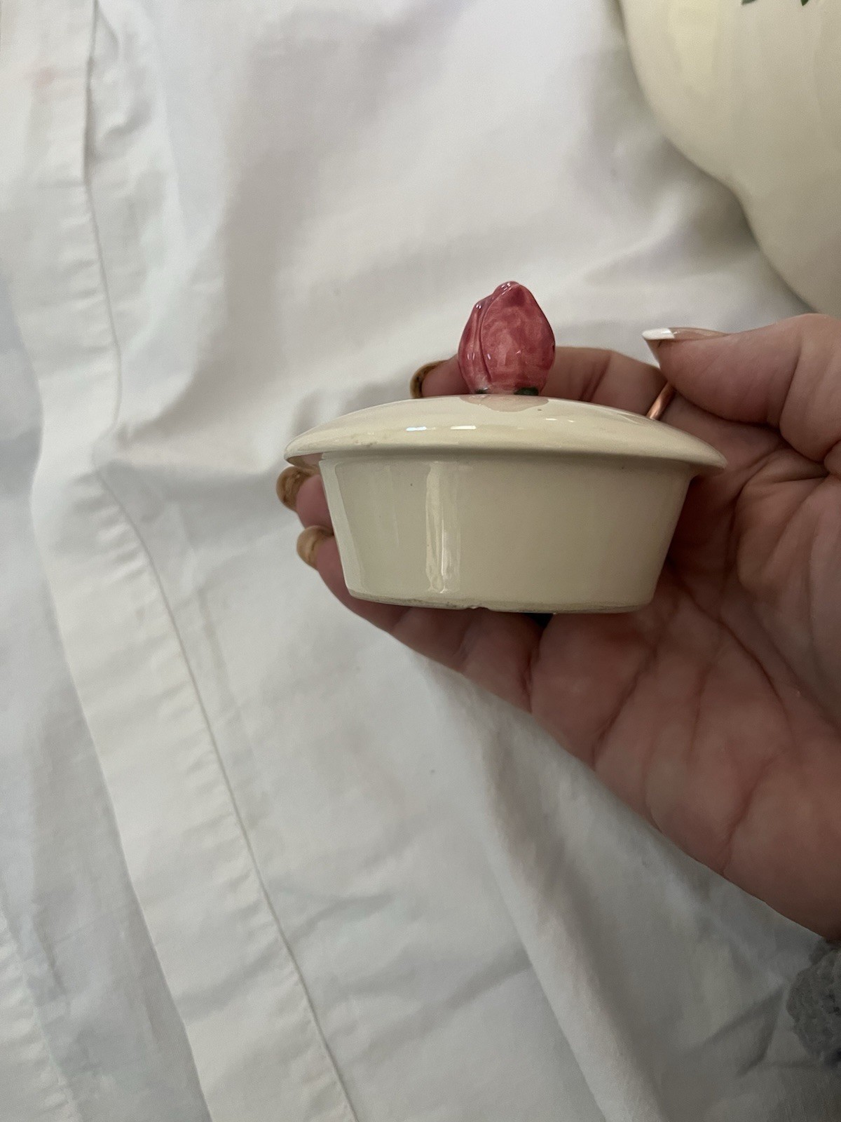 VTG Franciscan Desert Rose 8″ TEA POT / COFFE Made in USA, Small Chip Under Lid