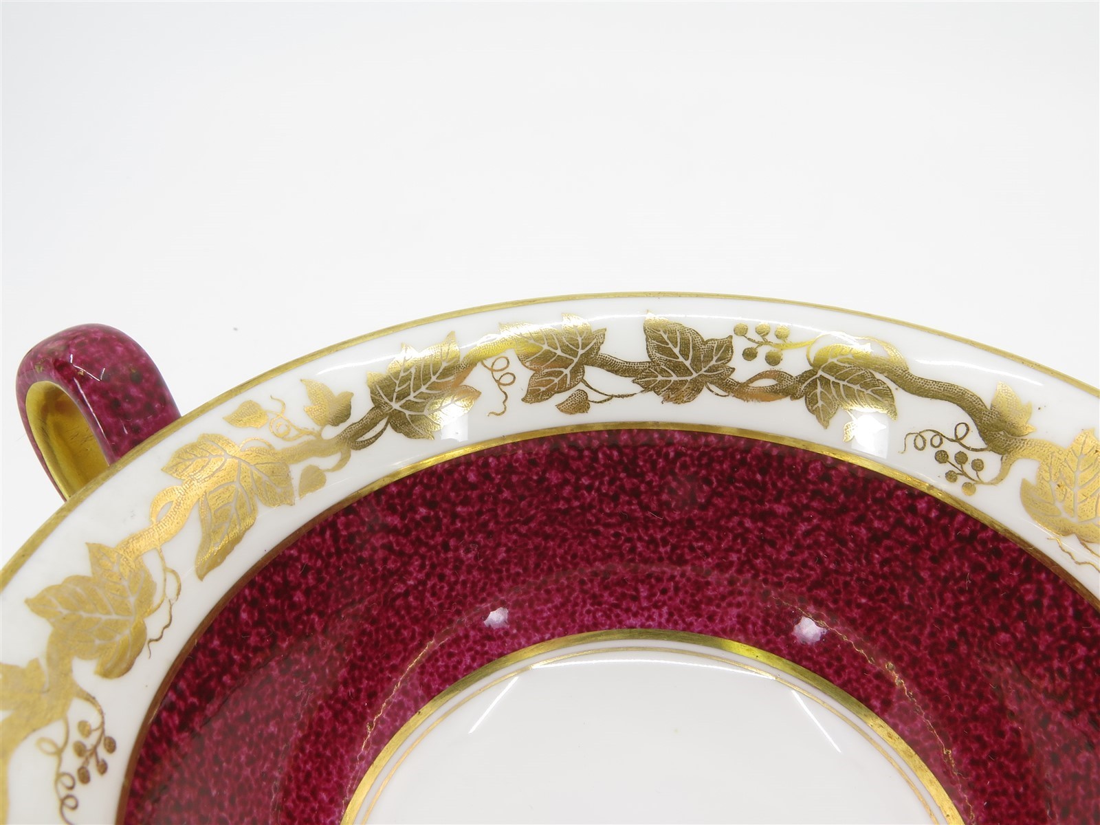 Wedgwood Whitehall Powder Ruby Red 4 Cream Soup Bowls Double Handle & 4 Saucers