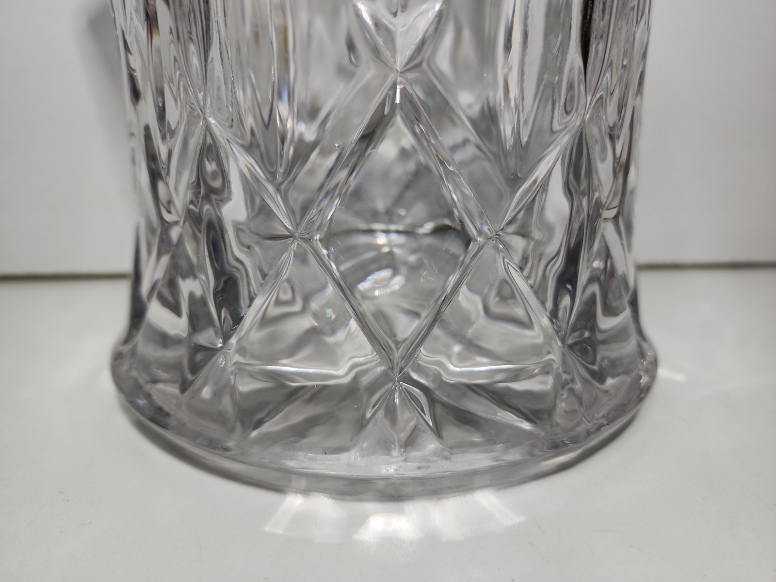 Gorham Lady Anne Hexagon Cut Crystal Biscuit Barrel Jar w/Lid 9″ H x 6″ D