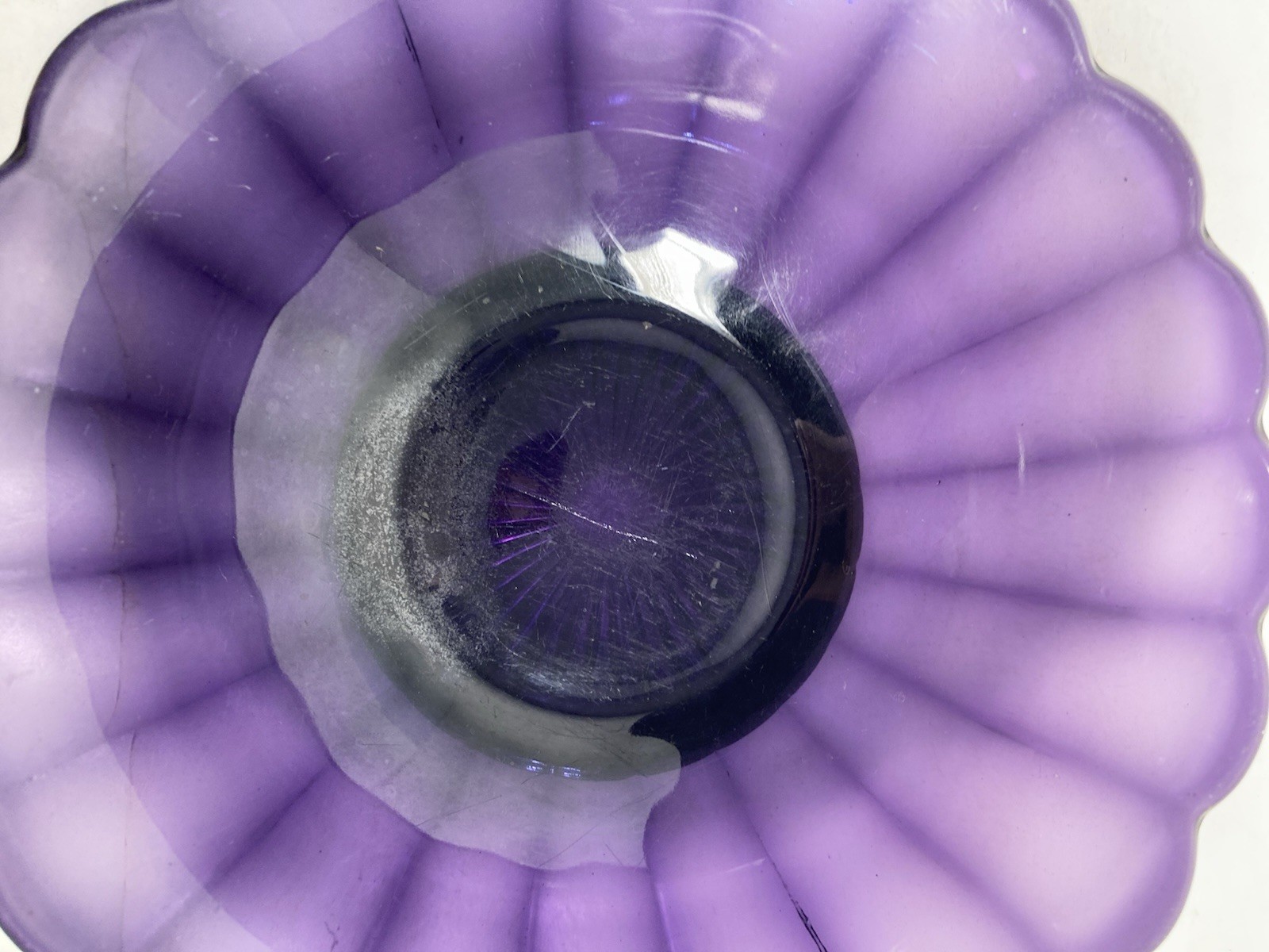 Vintage irradiated Purple Glass fruit bowl, candy bowl