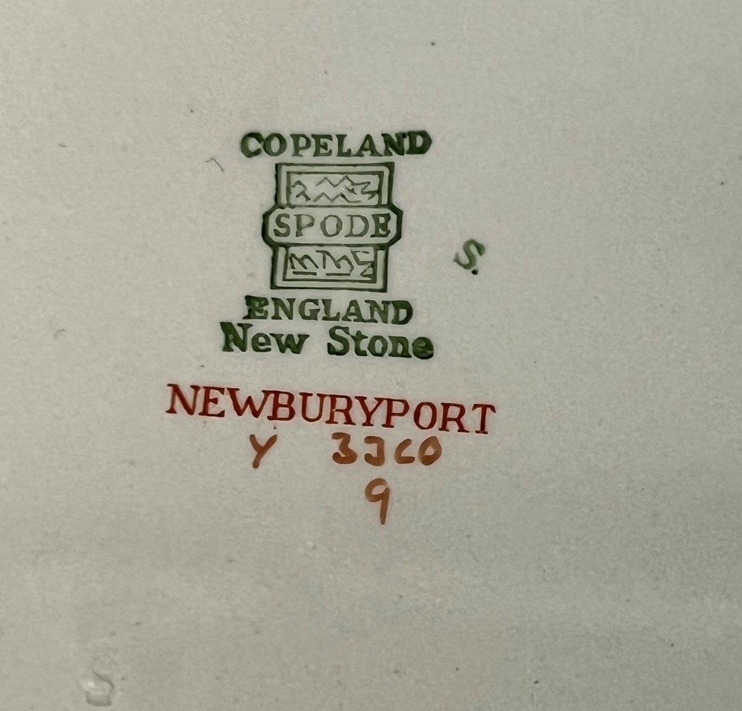 Vintage Copeland Spode Red Newburyport Dinner Plate 3360 10-1/4″