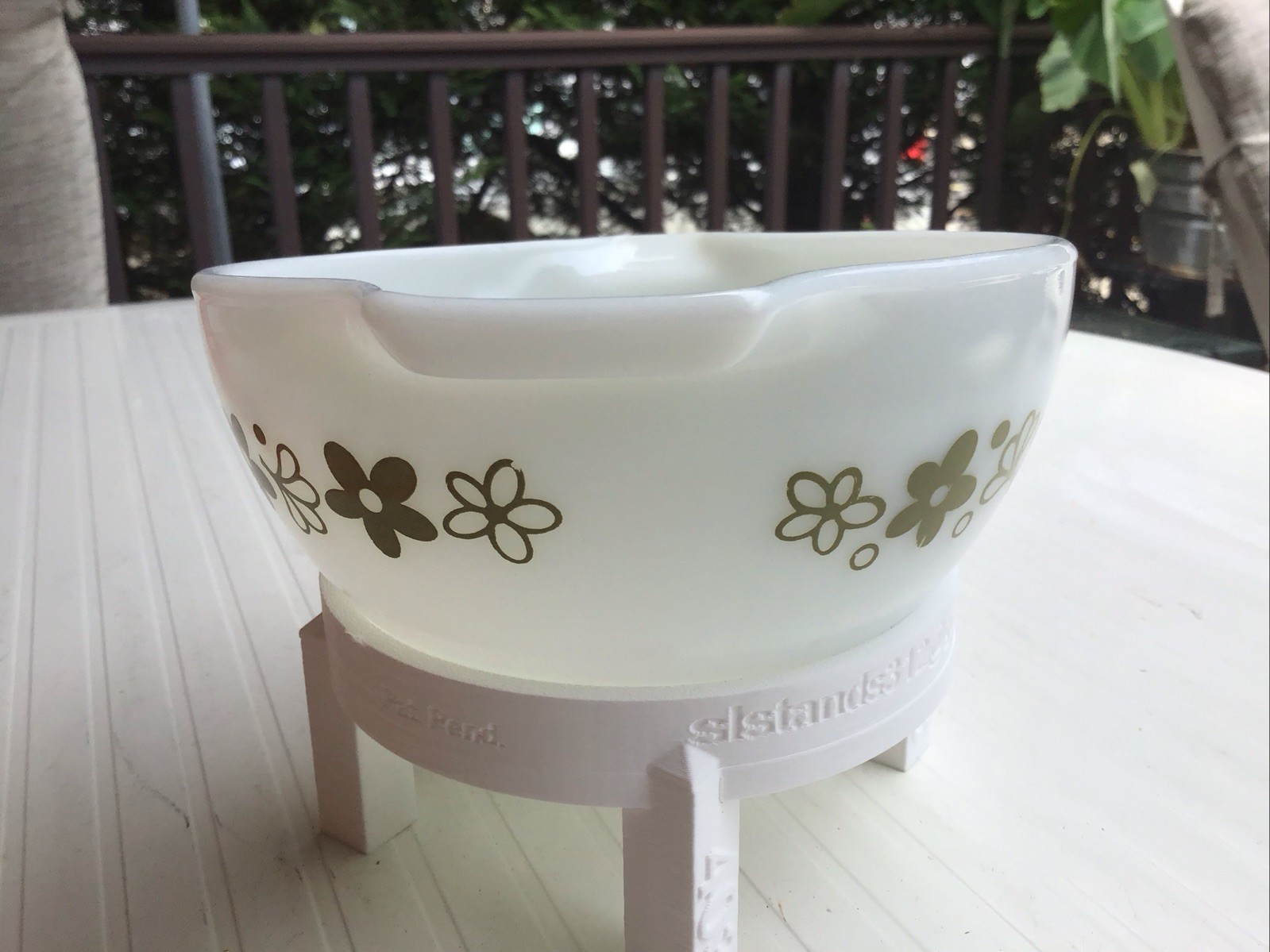 Vintage Pyrex Spring Blossom Green 441 Cinderella Mixing Bowl 1.5 PT Crazy Daisy