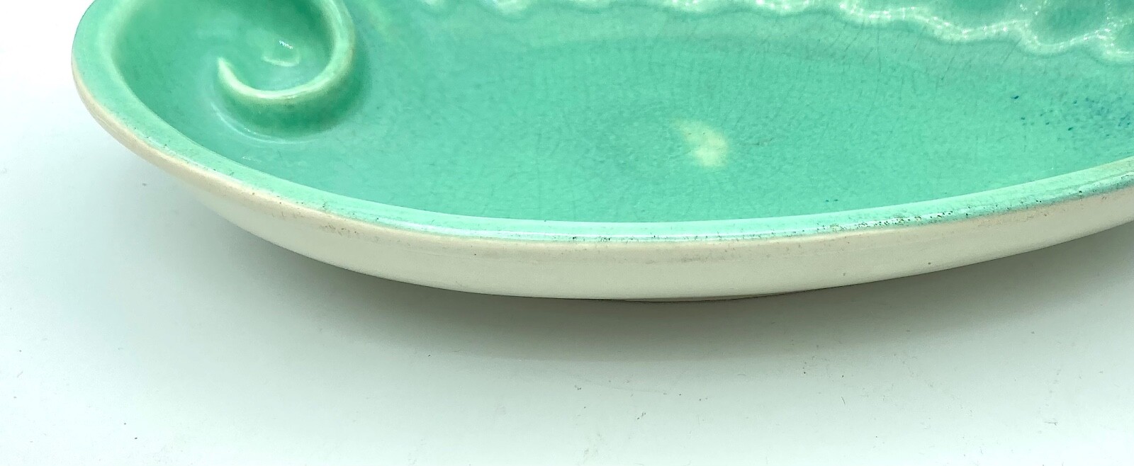 Red Wing Pottery Bowl Green w Cream Base Shell Shape 1950s Vintage 12″ long