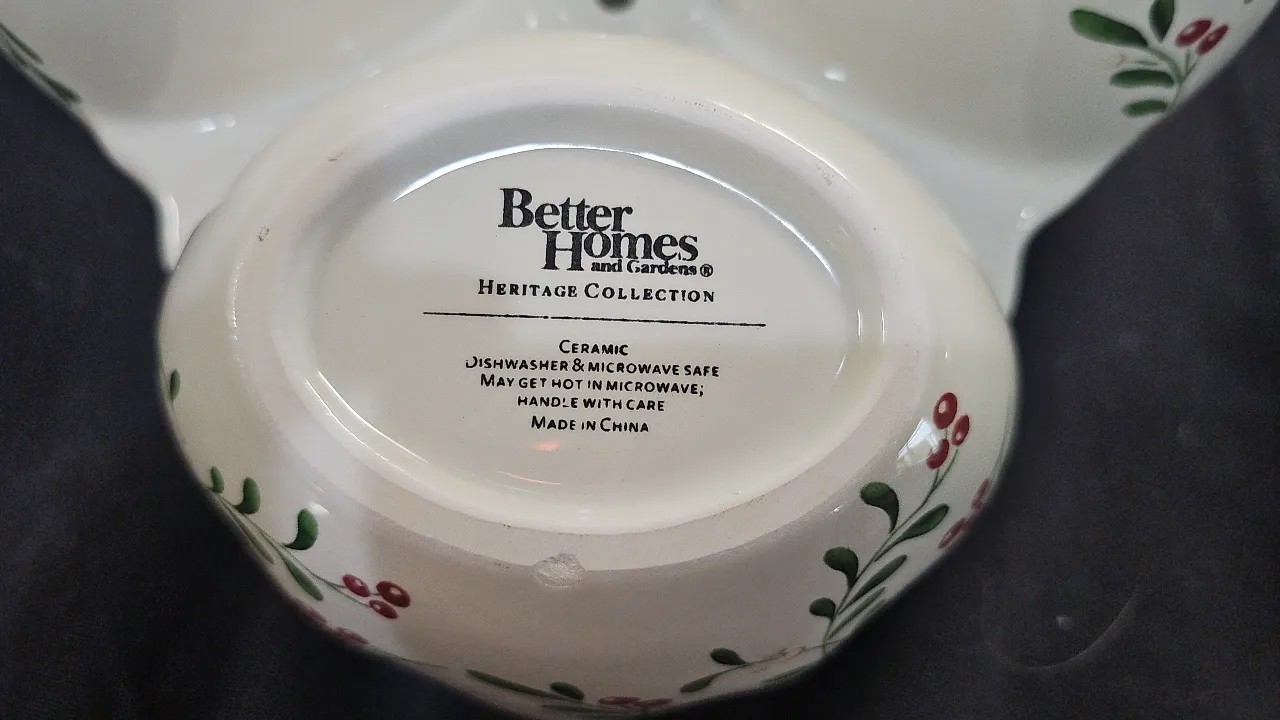 EUC Better Homes & Gardens WINTER FOREST Serving Set 15 Pieces