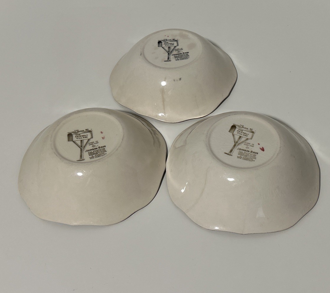 Johnson Brothers Friendly Village the Covered Bridge – Three Square Cereal Bowls
