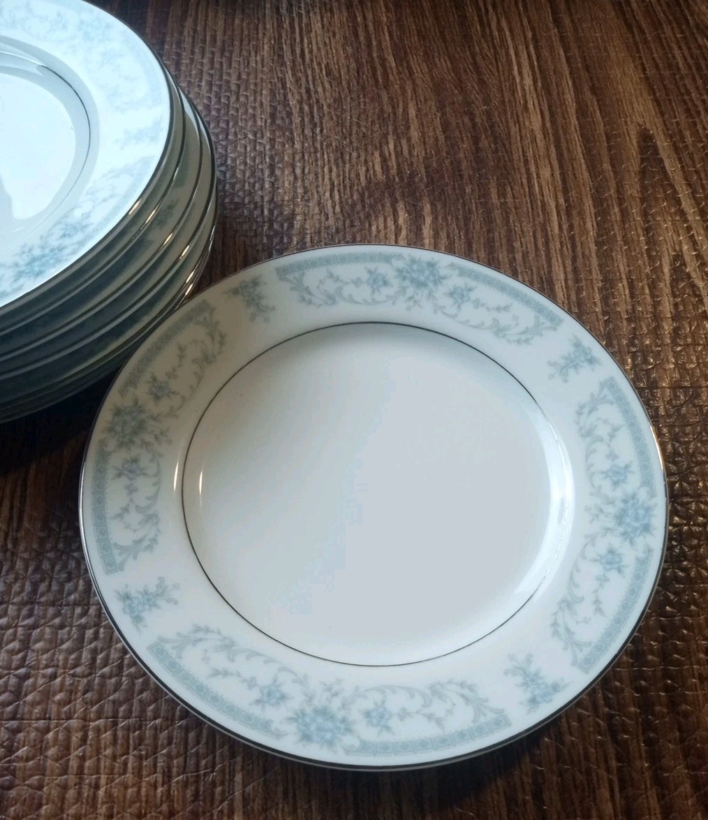 Sheffield Blue Whisper Set Of 7 Floral Bread Plates 6 1/4″