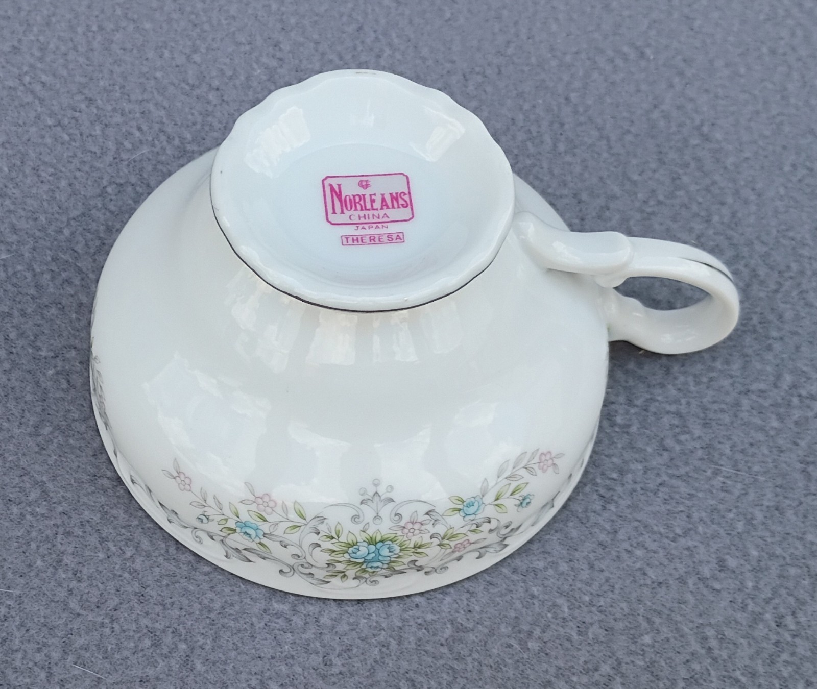 Norleans – Theresa – Tea / Coffee Cup – 2 1/4″ Tall
