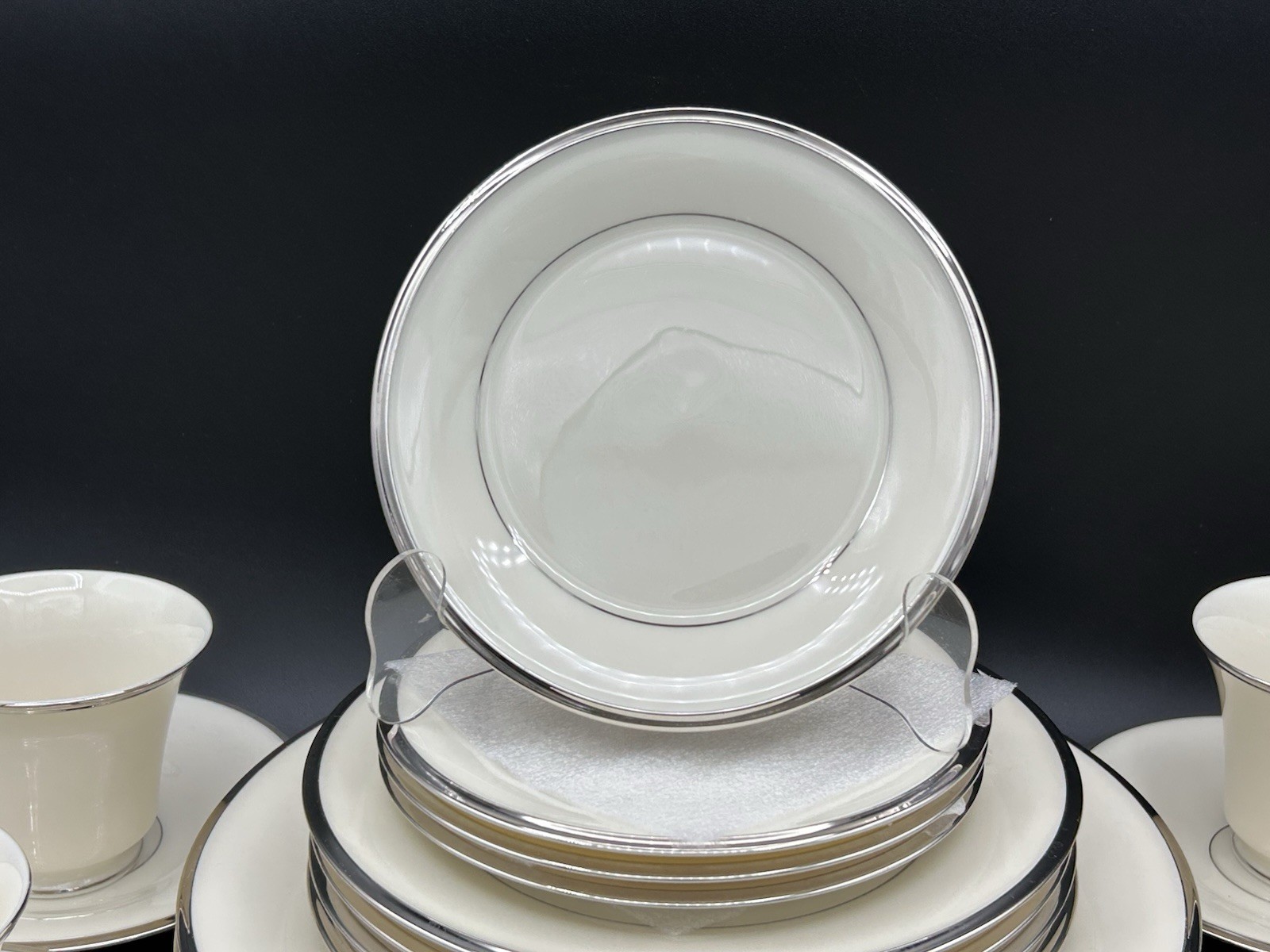 Lenox Solitaire~(Set of 4)~5 Piece Place Settings~1st Quality~Perfect~20 Pieces