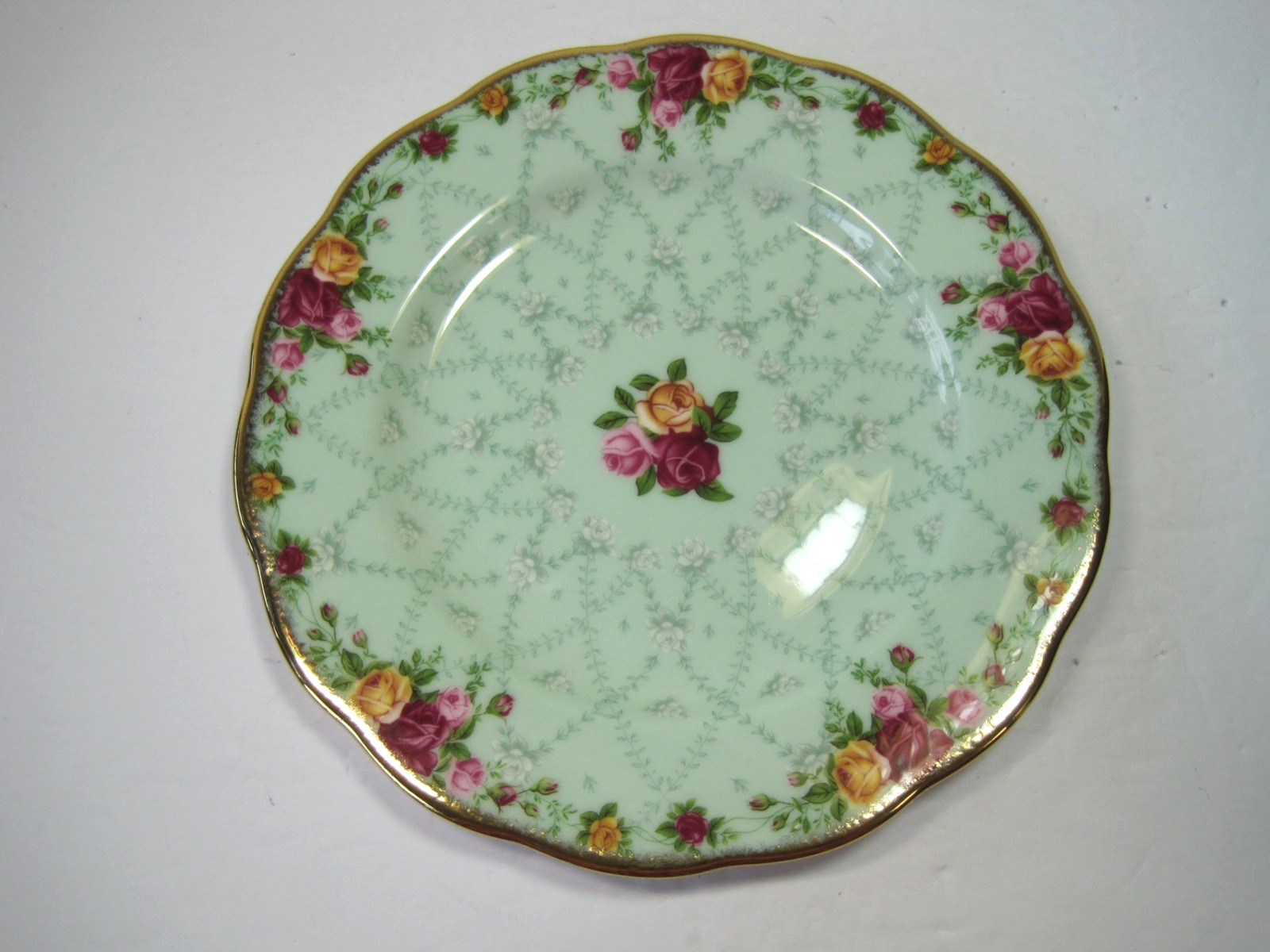 Royal Albert Bone Peppermint Dumask Salad Plates 8″ D Excellent