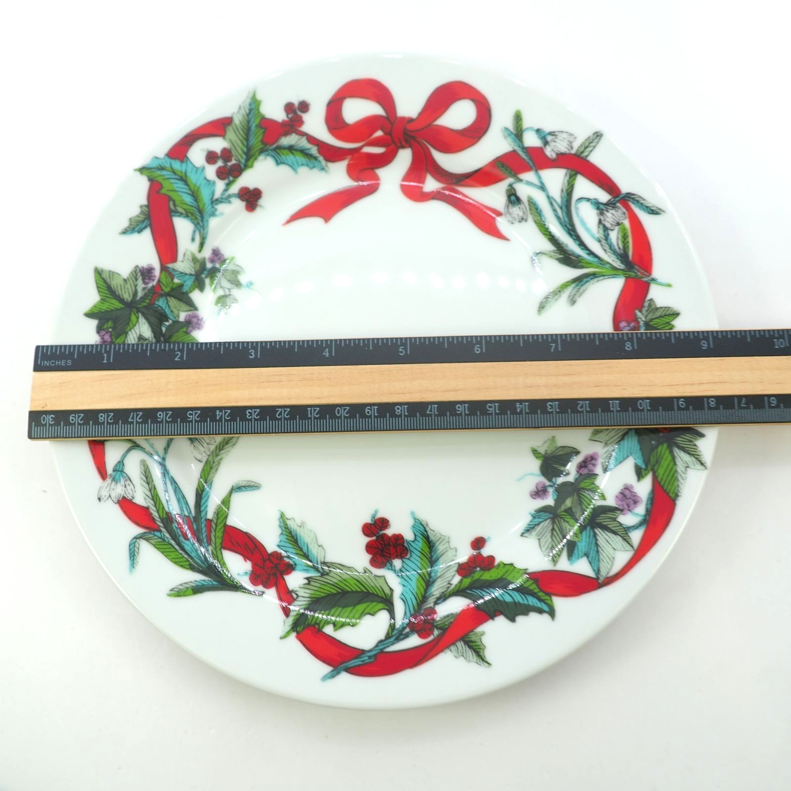 Holiday Garden Salad Plate Martha Stewart Brylane Home Christmas 9 in