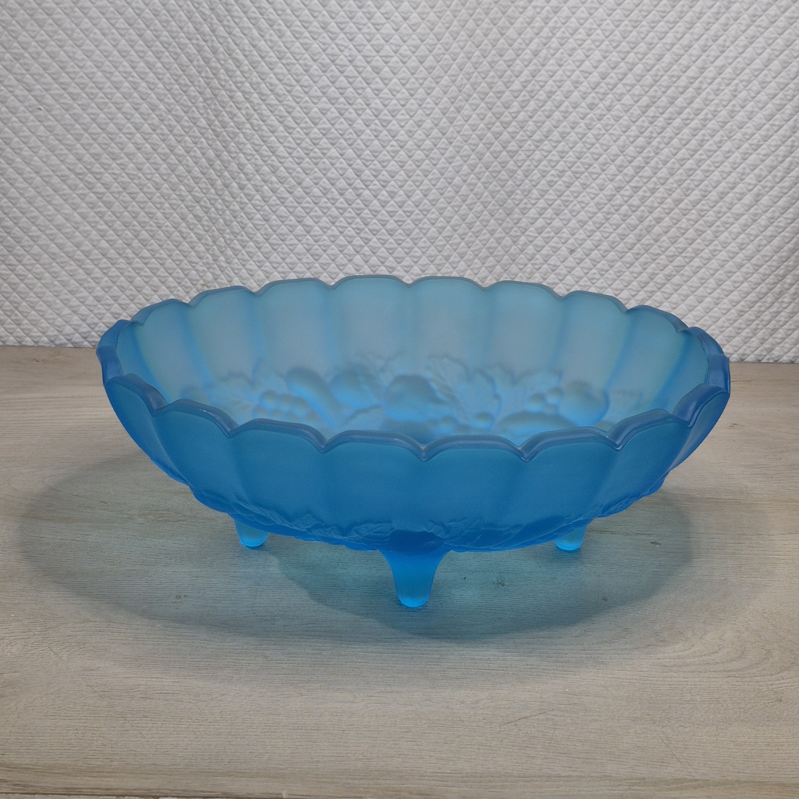 Vintage Opaque Blue Glass Fruit Bowl Harvest Grape 1970’s Oval Footed
