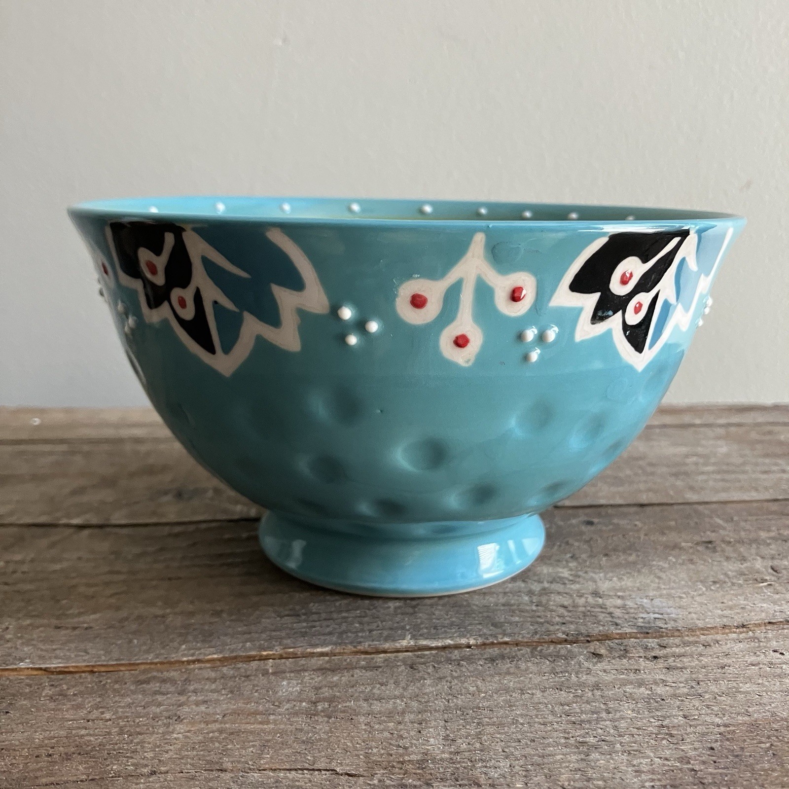 2 Yokohama Studio Japan 6″ Rice Soup Noodle Bowls Hand Painted & Embossed Dots