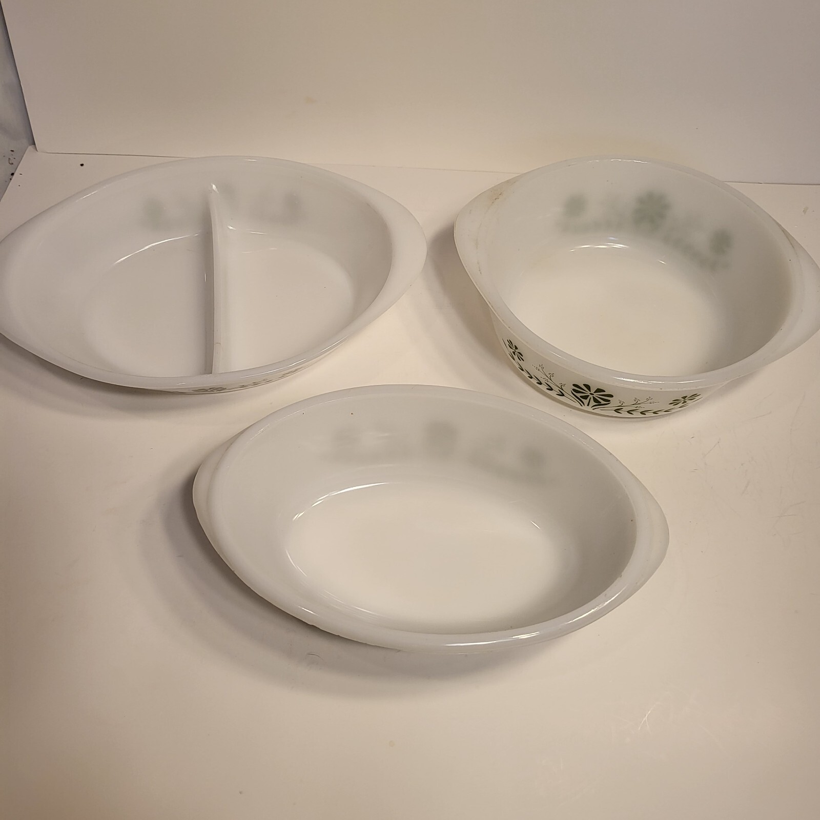 Lot 3 Glasbake Casserole Dish J235 J2066 J2352 1 QT , 1 1/2 QT Green Daisy Milk