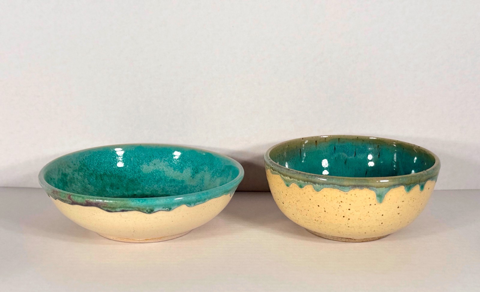 Set 5 Handmade Studio Pottery Bowls Signed D Blue Green Drip Glaze Stoneware